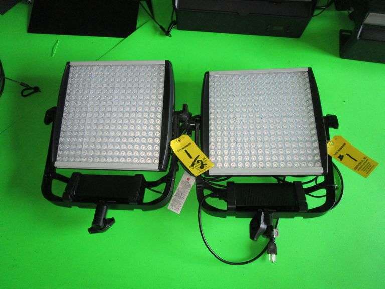 LOT (2) Astra 6X Lite Panels
