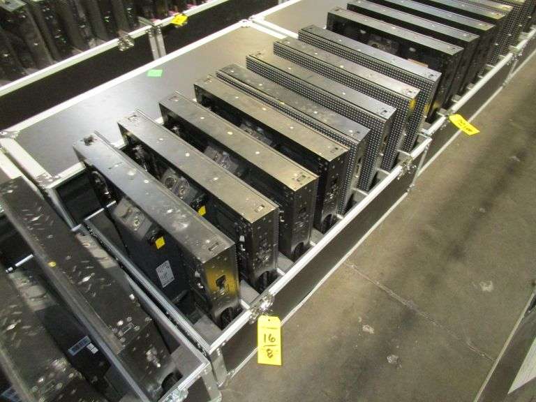 LOT (8) Elation EPT9IP LED Video Panels w/ Case (No Cables or Clamps)