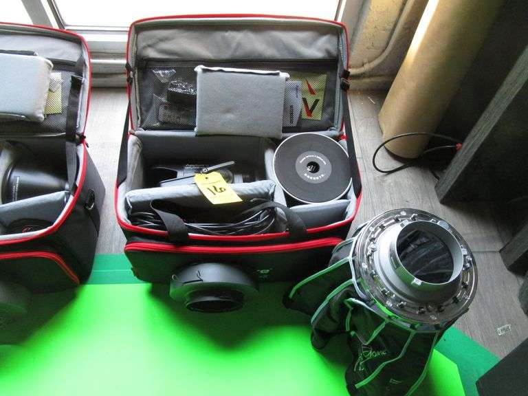 Aputure 120dII Light Storm COB Light w/ Light Dome and Case
