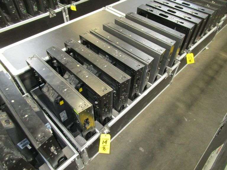 LOT (8) Elation EPT9IP LED Video Panels w/ Case (No Cables or Clamps)