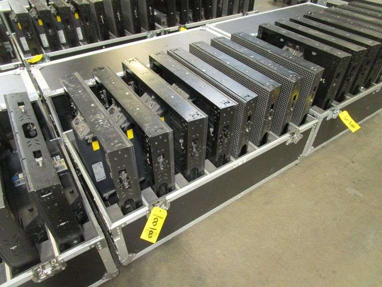 LOT (8) Elation EPT9IP LED Video Panels w/ Case (No Cables or Clamps)