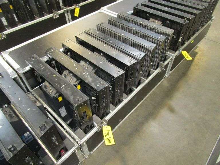 LOT (8) Elation EPT9IP LED Video Panels w/ Case (No Cables or Clamps)