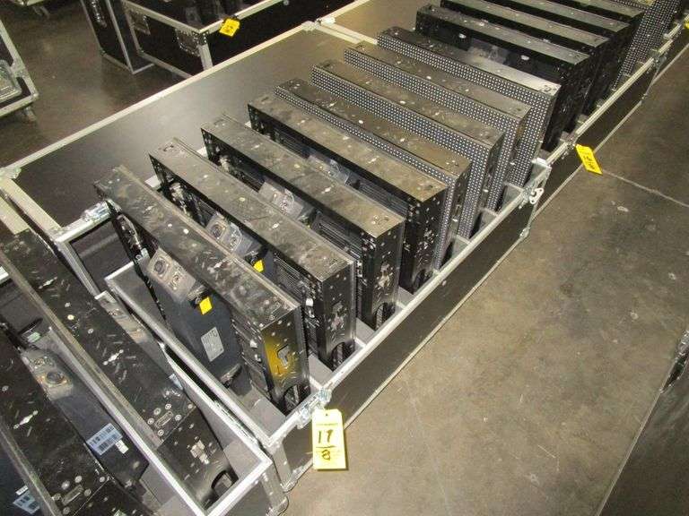 LOT (8) Elation EPT9IP LED Video Panels w/ Case (No Cables or Clamps)