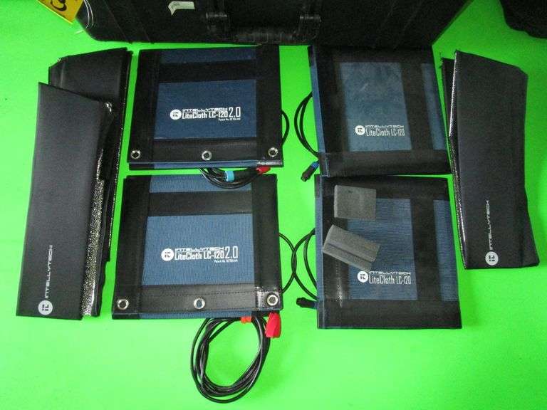 Intellytech Lite Cloth LC-120 Light Kit in Hard Case