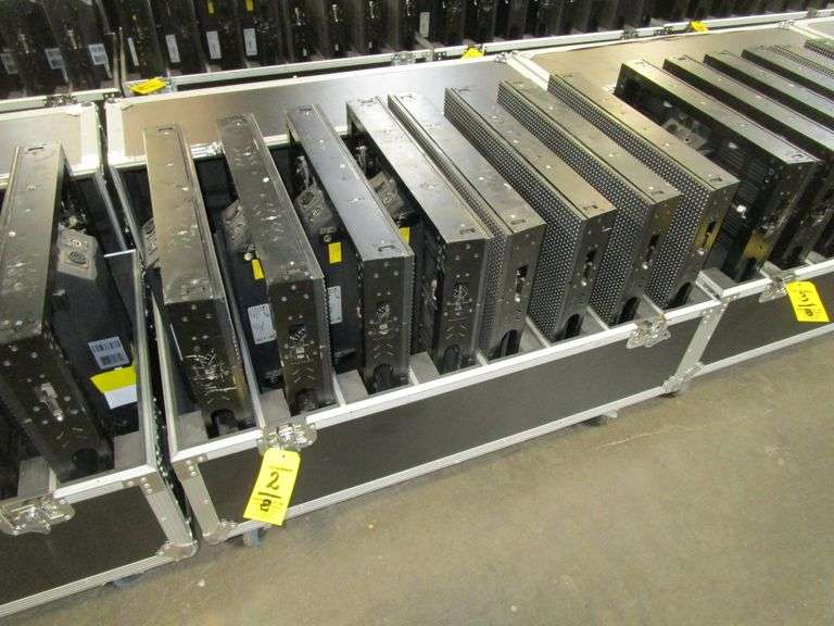 LOT (8) Elation EPT9IP LED Video Panels w/ Case (No Cables or Clamps)