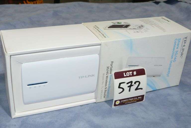 TP-LINK TL-MR3040 Portable Battery Powered 3G/4G Wireless N Router