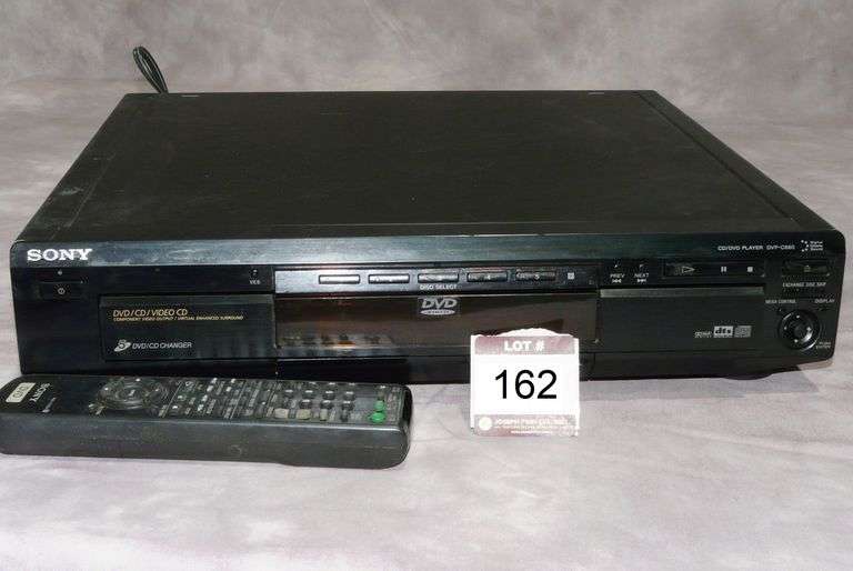 Sony DVP-C660 5 Disc DVD/CD Changer Player with Remote