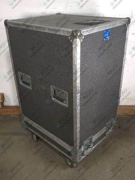 MT Cases 20RU (19x25x35) Wheeled Rack Case