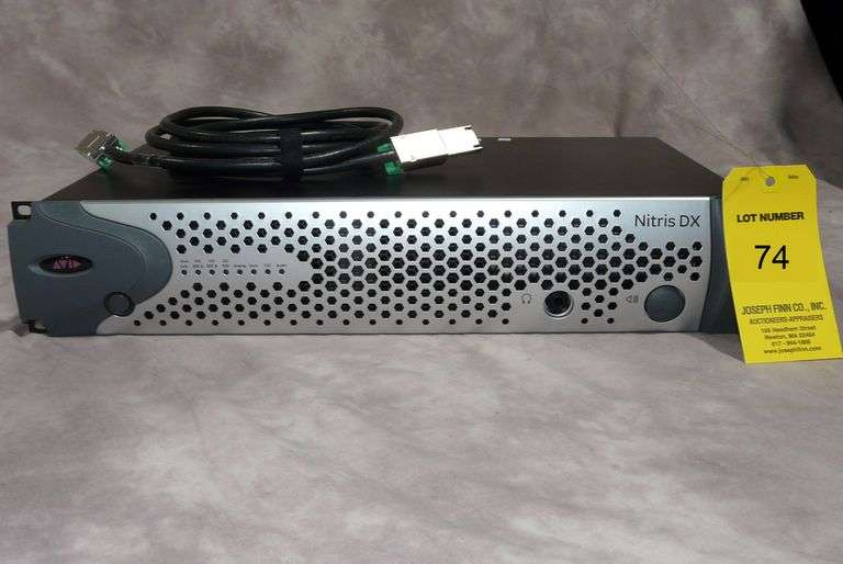 Avid Nitris DX HD/SD I/O Interface with PCIe Cable