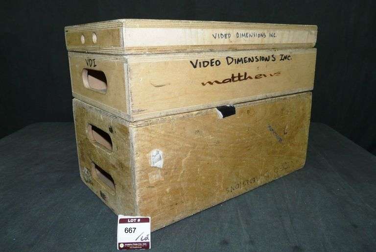 Lot (1) Full; (1) Half and (1) Quarter Apple Boxes