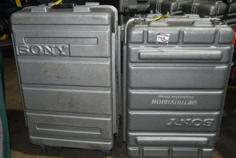 Lot (1) Sony LC-700 CP Thermodyne Style Hard Camera Case with Wheels and (1) Thermodyne Style Hard C