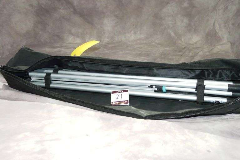 Westcott X-Drop Background Stand with Carry Bag