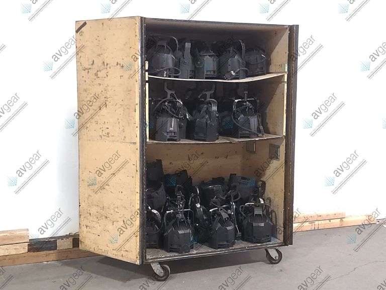 (41) ETC Source Four Pars in Wheeled Road Case