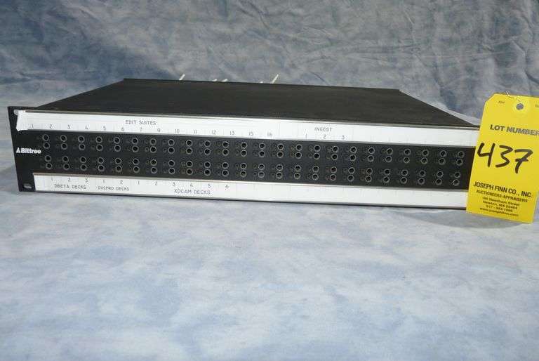 Bittree RS422 2X24 2RU Patch Bay