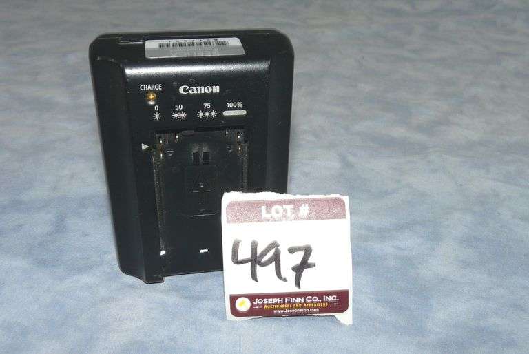 Canon CG-940 Battery Charger
