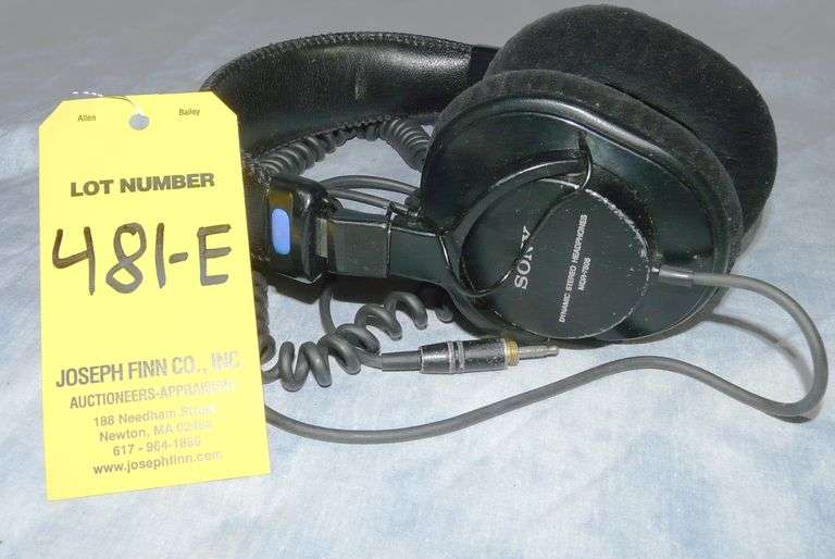 Sony MDR-7506 Headphones