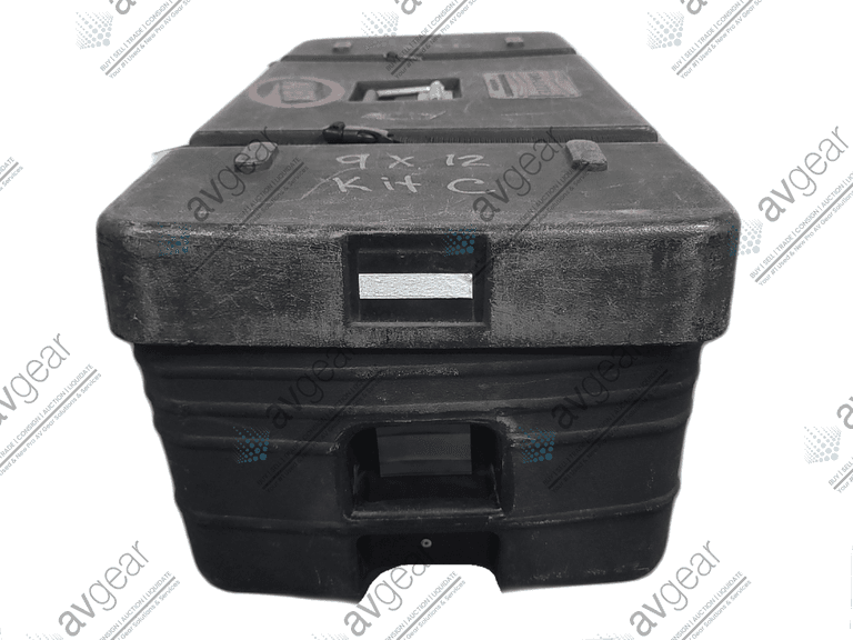 Da-Lite 9x12’ Fast Fold Front & Rear Projection Screen Kit w/ (2) Legs, Skirt, Cranks and Frame in R