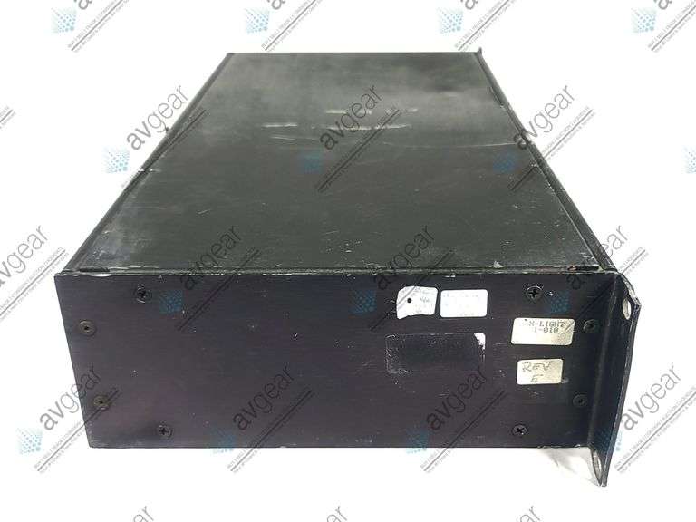 (2) Custom Distro's w/ (8) Edison & (2) L6-20R Receivers