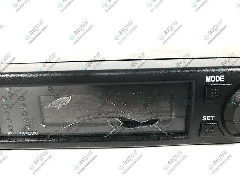 Shure ULXP4 Wireless Receiver (G3:470~506MHz) (FOR PARTS)
Screen is severely damaged. Unable to set