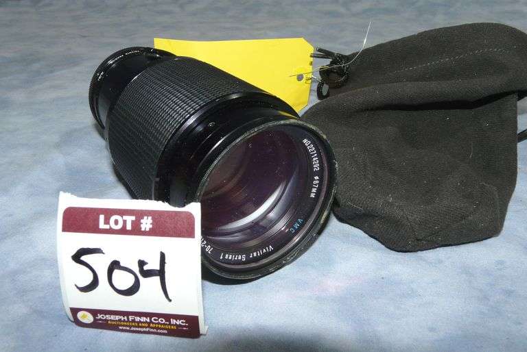 Vintage Vivitar Series 1 70-210mm Nikon Mount Zoom Lens with Pouch