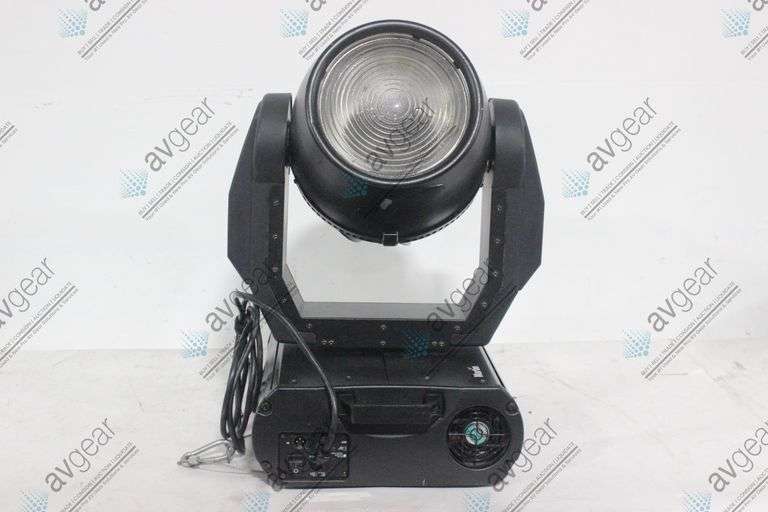 Martin Mac 600E 700W Moving Head Wash Light in Wheeled Hard Case (Fits 2 Lights)