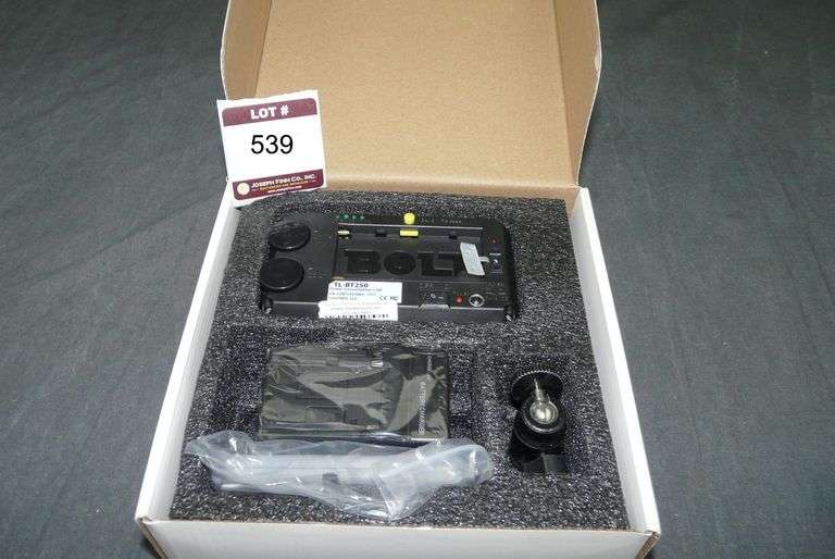Bolt TL-BT250 Bolt 250 Compact LED Light Panel with Accessories (New in Box)