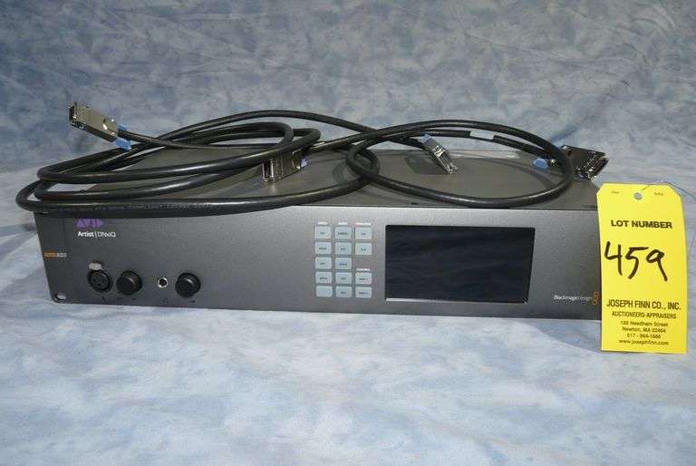 Avid/Blackmagic Artist 12G SDI DNxIQ I/O Box with (2) Interface Cables