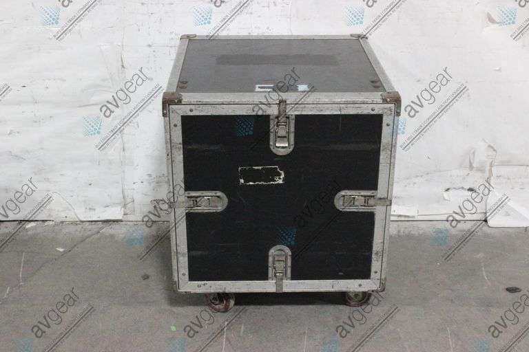 23x22x26 Wheeled Road Case w/ Interior Fan