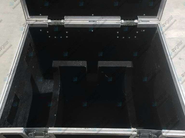 Armando Cases (22x28x21) Wheeled Road Case
Removable Custom Motor Holding Box