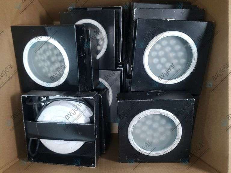 (32) Color Kinetics ColorBurst 6 RGB LED Outdoor Wash Lights