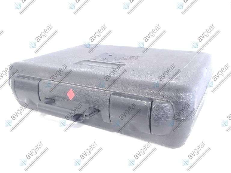 Shure ULXP4 Wireless Receiver Kit (J1: 554-590MHz) w/ Accessories in Hard Carry Case