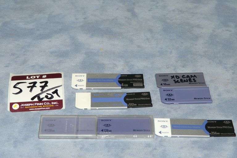 Lot Assorted Sony Memory Sticks and Memory Stick PRO Duos