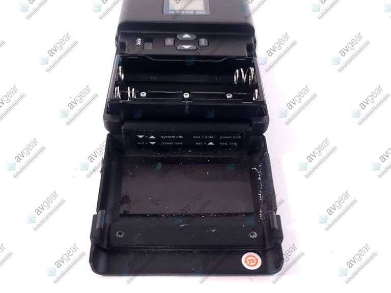 Shure UR1 Wireless Bodypack Transmitter (J5: 578-638 MHz)