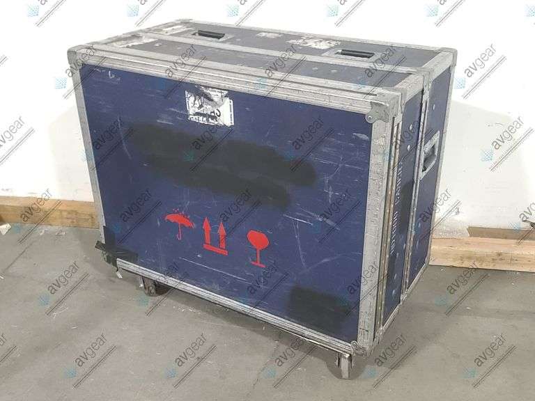 Custom Fitted 22x40x35 Wheeled Road Case