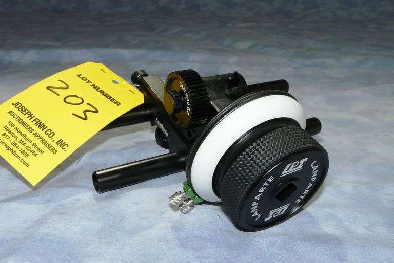 LanParte Follow Focus with Hard Stops and (2) 15mm Rods