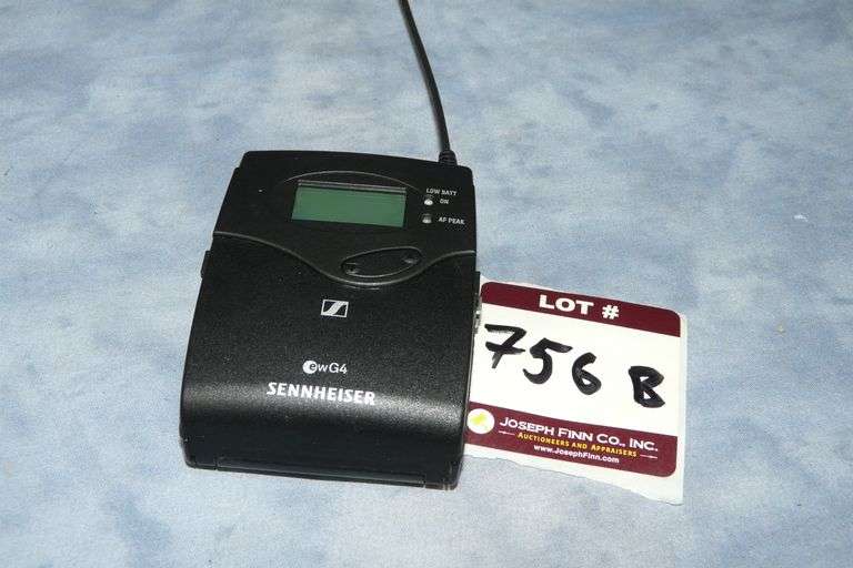 Sennheiser G4 SK100 Beltpack Transmitter on G Band (566-608MHz. Legal in th US)