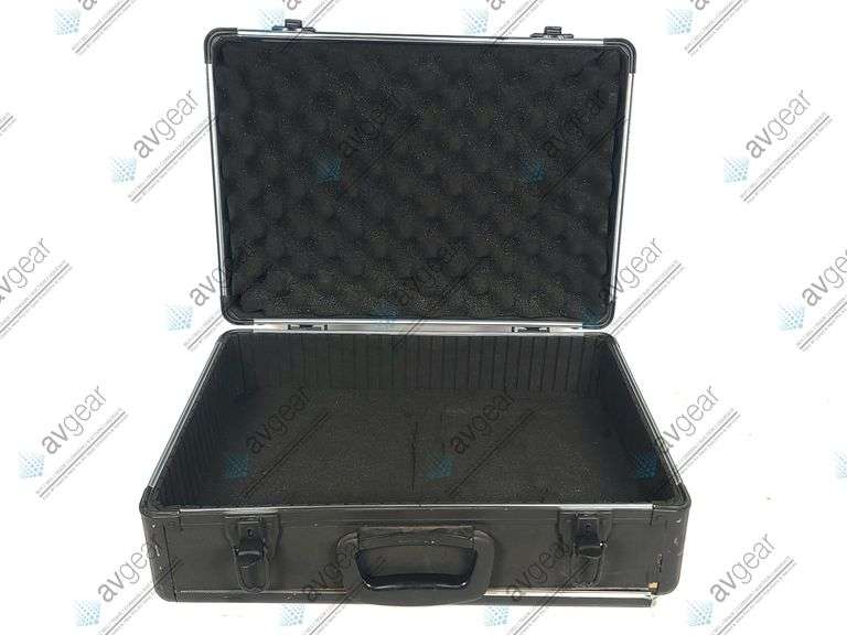 (3) 11x17x3 Hard Carrying Cases