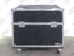 Armando Cases (2) [16x27x16] Custom Speaker Wheeled Road Case
Triangle Shaped Center Divider