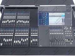 Yamaha M7CL-32 Digital Audio Mixing Console in Wheeled Hard Case
