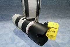 Canon 70-200mm 1:2.8 L IS II USM EF Mount Lens with Sunshade and Pouch