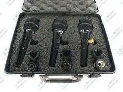 (6) Behringer XM1800S Wired Microphones w/ (6) Microphone Clips in Hard Carry Case