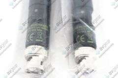 (2) Shure UA8-470-542 1/2 Wave Omnidirectional Receiver Antennas (470-542 MHz)