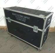 Pak-Rite Custom Monitor Case Holds (2) Monitors