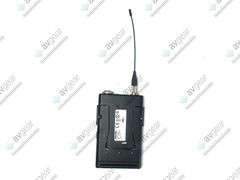Shure UR4S Wireless Receiver Kit (J5: 578-638 MHz) w/ UR1 Body Pack, Shure Beta 58A Wireless Microph