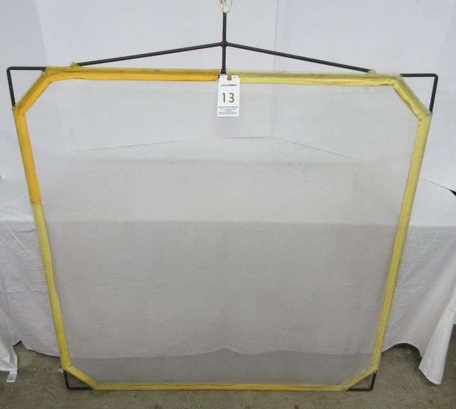 Matthews 48 x 48 Solid Frame White Scrim