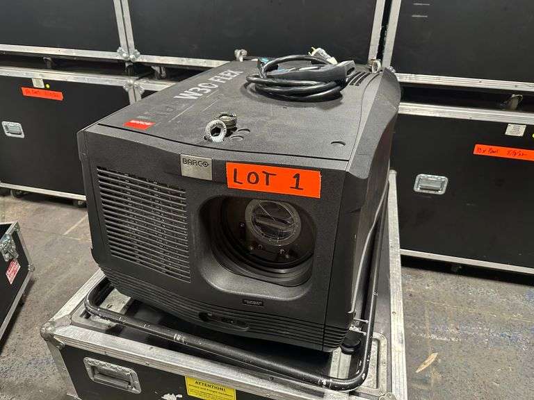 Barco HDF-W30 Flex Projector 30,000 Lumen, 1920 x 1200 Resolution, 3-Chip DLP Projector. Item includ