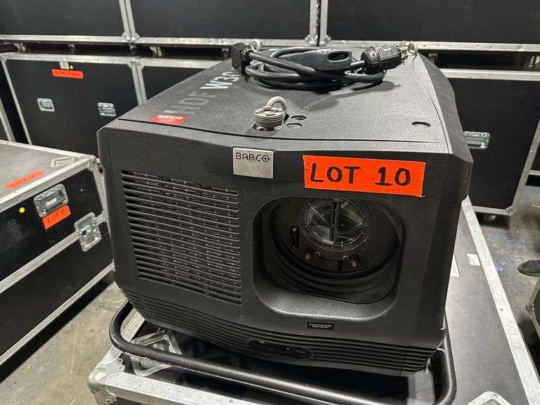 Barco HDF-W30 Flex Projector 30,000 Lumen, 1920 x 1200 Resolution, 3-Chip DLP Projector. Item includ