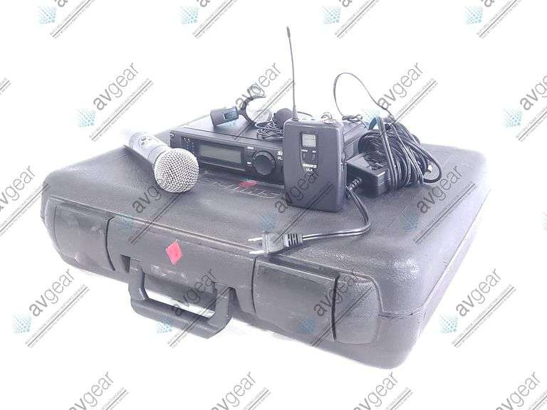 Shure ULXP4 Wireless Receiver Kit (J1: 554-590MHz) w/ Accessories in Hard Carry Case