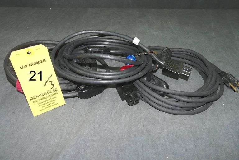 Lot (3) Switched IEC Power Cables