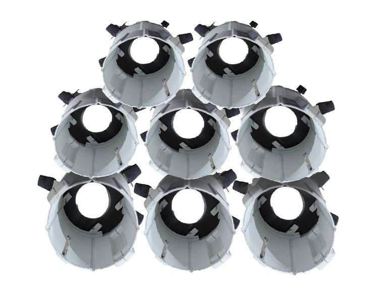 (8) ETC Source Four 750W Ellipsoidal (1 Light Out)